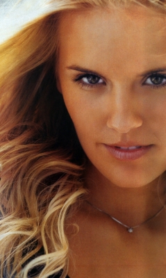 2005-09_-_InStyle_a_28229.jpg